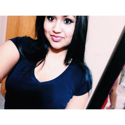 lupitaloveeeee's profile picture. IG: sweetesstaddiction