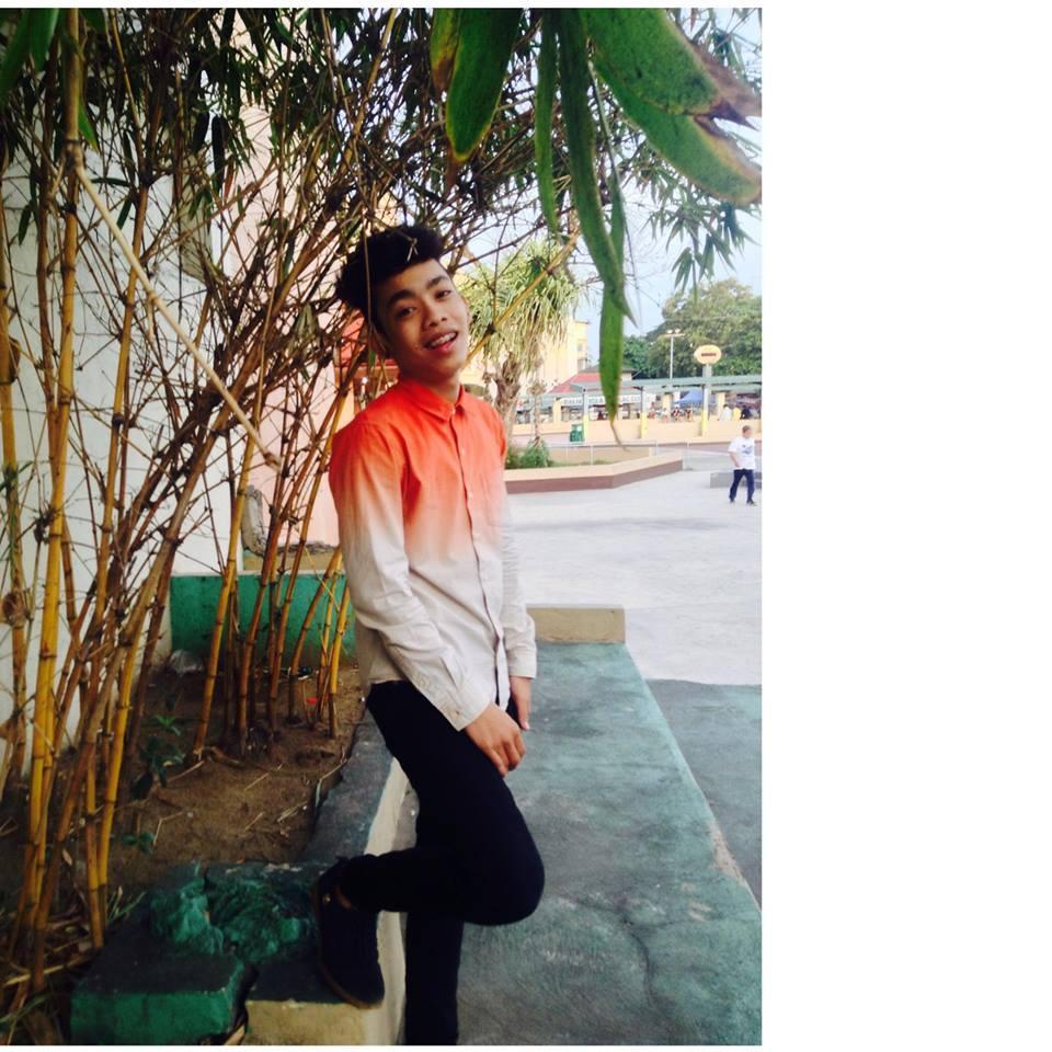 IaannXD's profile picture. Smile makes you feel better :)