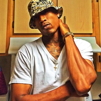 InkedNambitious's profile picture. Montgomery, AL business major 6'5 athletic ambitious inked IG: @luke_longley