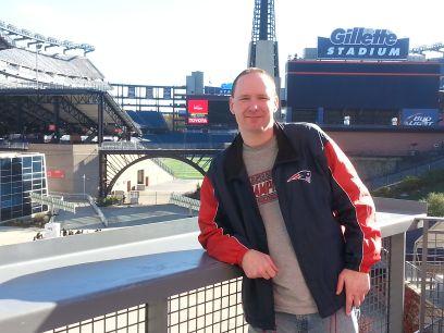 Report on #Bruins #Patriots #RedSox #Celtics #Revs & more! Hockey referee. Cancer survivor. Retweet top stories on all sports. Most of own tweets originate on