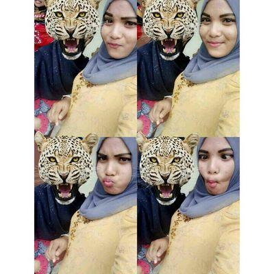 ♡Muhammad Hafis Redhuan♡ 
  Bismillah...
 Mencintainya♥
⇨•19.09.2014•truelove•myfavboy•17⇦ #wc:Nour_Alieya#Fb:Ashaa Vega's