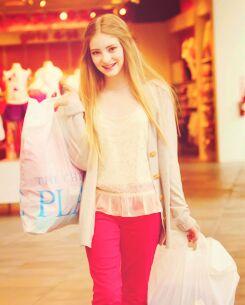 @WeHogwartsIDs | Rowena's | Halfblood | [Willow Shields]