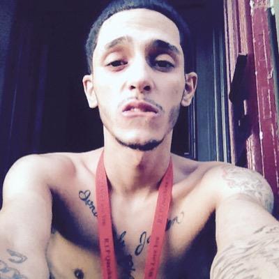 #Follow I Follow Back#Retweets For Retweets#Favorites For Favorites#Dont Follow To Unfollow#♻️♻️. CuffedBoul #52913