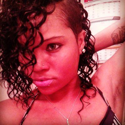 follow meh....on ig.....reddi_mf_redd....facebook....kik....rap artist/songwriter/model®®