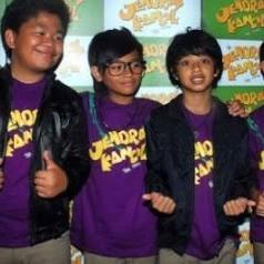 febrita6's profile picture. nama saya febby
saya kelas VII - D