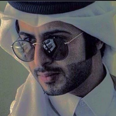 http://t.co/aFPiWrJurJ احيانا شاعر بلا مشاعر ،انبذ التطرف اجتماعي حد النخاع أعشق الحريه وسأموت تحت ظلالها5/5. http://t.co/ZhS5KWiStK