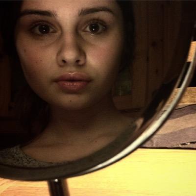 JulieMark3's profile picture. 