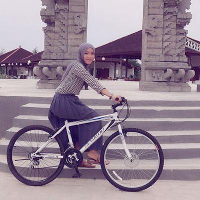 My instagram ( @katherinatania ) my path ( Katherina tania ) my birthday 02 04 1998