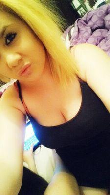 MazzSaunders's profile picture. 