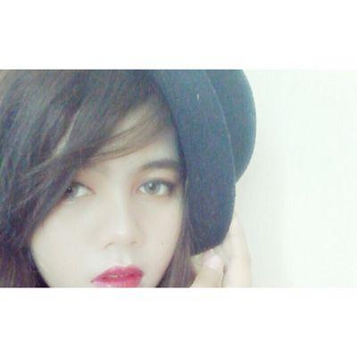 21 oktober 1995| Fakultas Ekonomi & Bisnis Universitas Lambung Manmgkurat'13 Banjarmasin