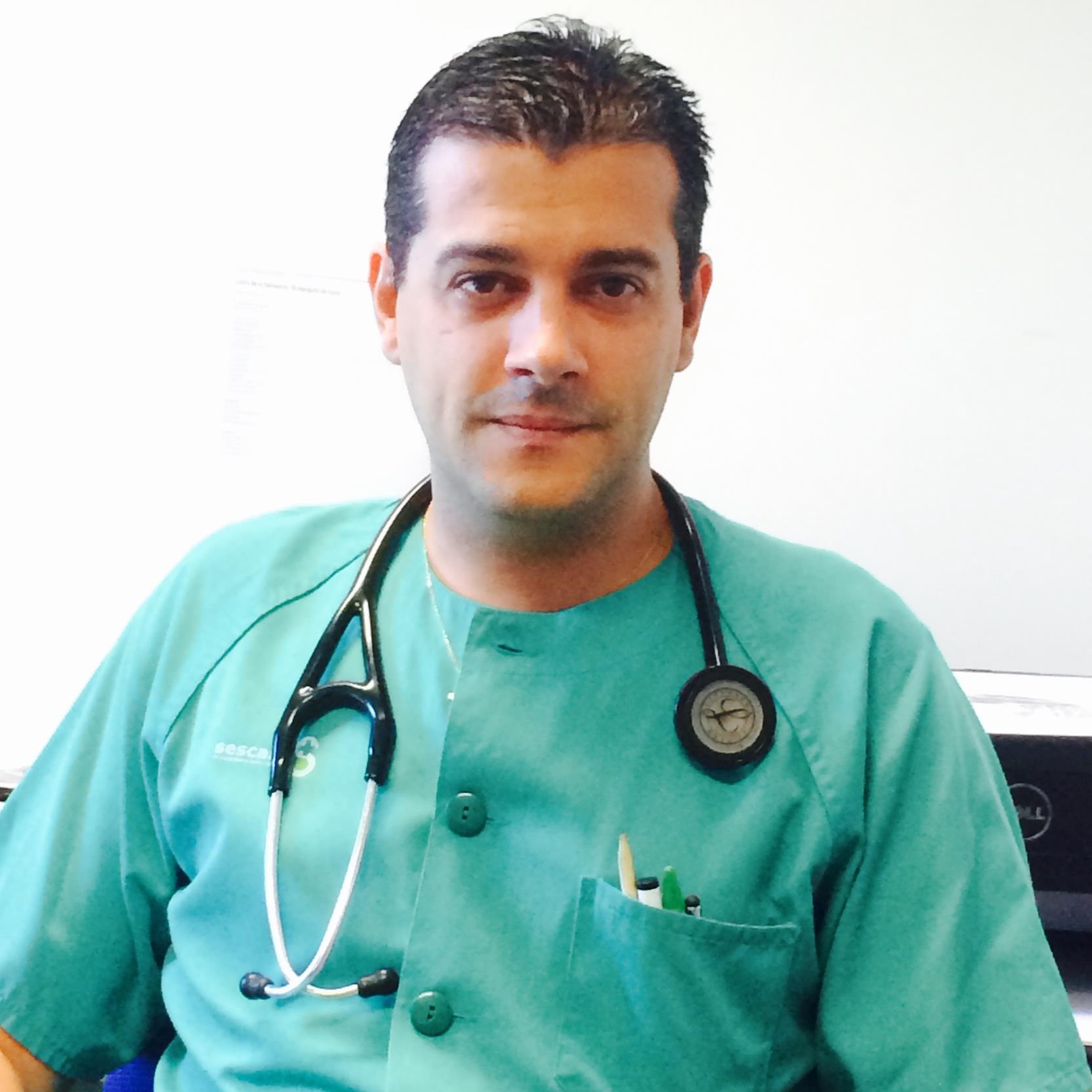 Interventional Cardiologist. Head of Cardiology Service. University General Hospital of Ciudad Real.
Assoc. Prof. at Ciudad Real University School Medicine.