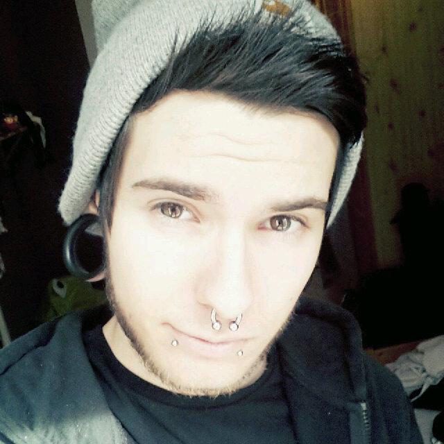 Gay ~ I love my husband his name is @1BLAKEHALES ♥ none can't touch if you guys do you will die ~ my sis @AndysFallenemo ~ back up @TylersChristian