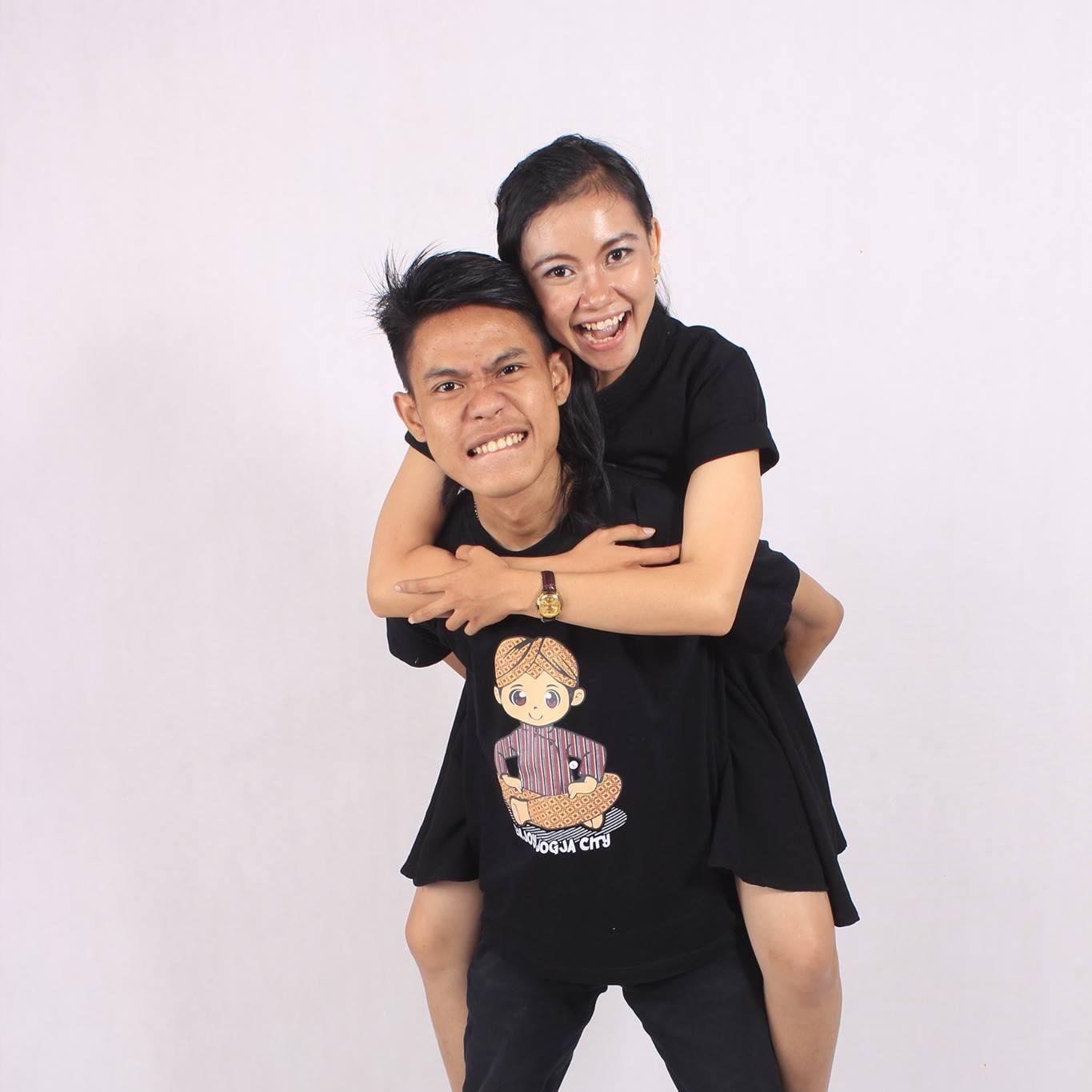 duplicate akun