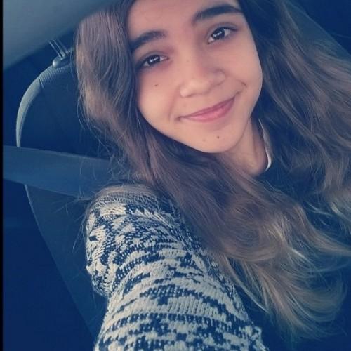 mary25101's profile picture. Gosto de dormir e de comer , tambem gosto de batatas fritas. Xau