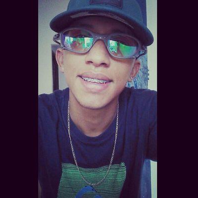 Filho  de  Deus & Irmão  de  Fé   ( Facebook Sigam )  Facebook . com/    Maycon Vinicios