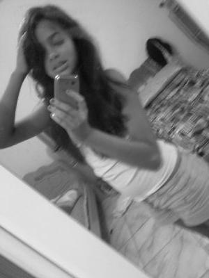 brendaantunes10's profile picture. 