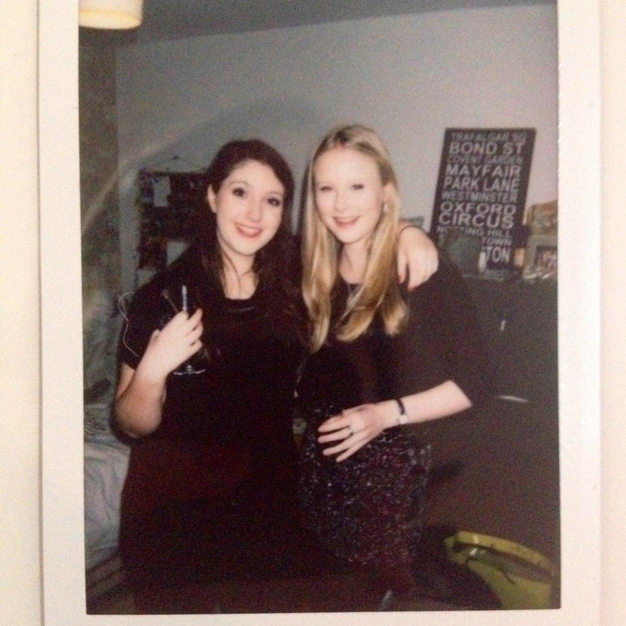 BeulahFenton's profile picture. That girl who laughs, like, a lot.