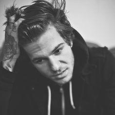 Hey, I'm Evan. I'm a wrestler in the making, and I sing. I am also, the future of Pro-Wrestling. |RP/OC|