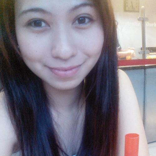 ZetyZette's profile picture. Daydreamer | Book nerd | weirdo | Music lover | Chocolate Freak | Horror movie buff | Selfie lover ^•^