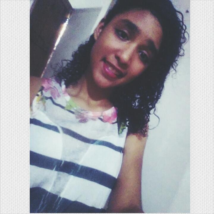 Se o sol não voltar amanhã, a gente usa o teu sorriso pra iluminar o dia ✌❤             @JustinBieber @LuanSantana @NiallHoran @LucasLucco