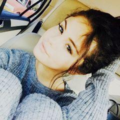 selenaxwolf's profile picture. 