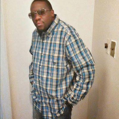 humbert894's profile picture. 