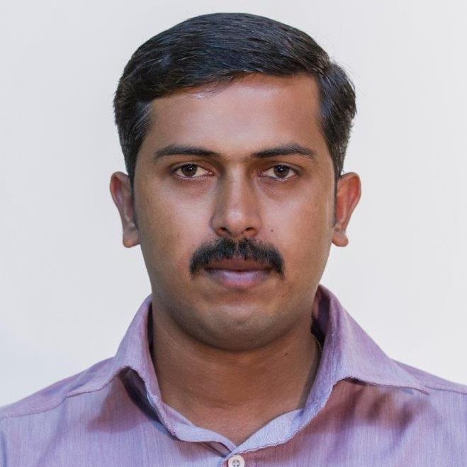 I am a Web UI/UX Designer, Visual Artist. I did a Professional diploma in Animation Multimedia & Visual Effects.