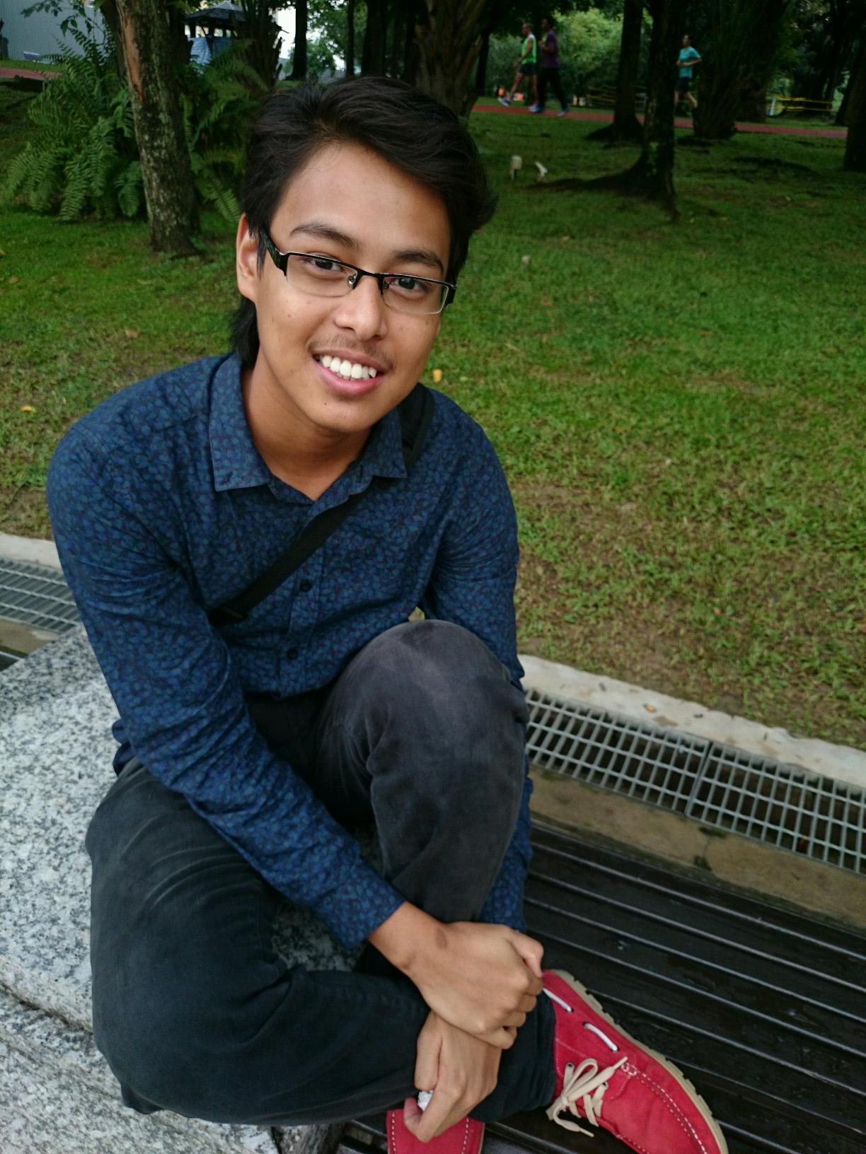 rusydiaziz's profile picture. R love A :*