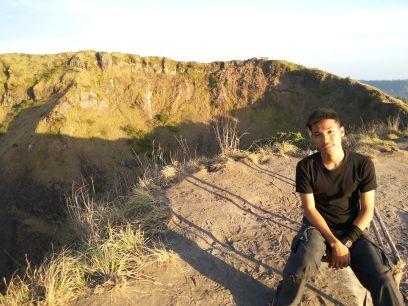 Abas_prayoga's profile picture. https://t.co/KbTFcPdZC9. Rad. 

#Lebih baik Putih Tulang daripada Putih Mata

Mertua gak Jahat
Kopi gak Jahat
Cinta yang Jahat