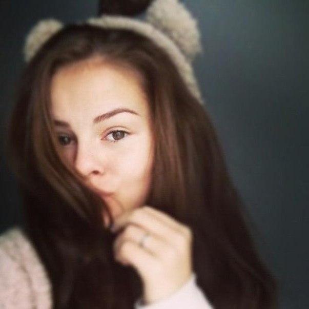 Model • The Society Management  • Actress • Fashion Designer •  It's my new account♥
