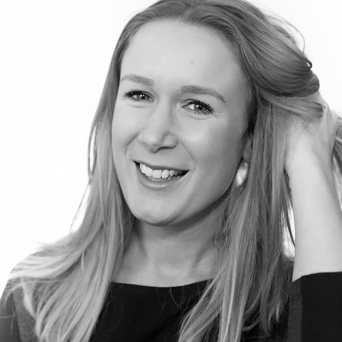 Senior Consultant at Glasnost | PR | writing | lifestyle | gadgets | fashion | views here are my own