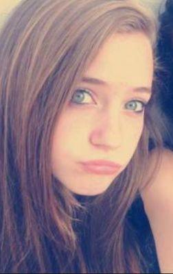 carooosavren's profile picture. solita :$