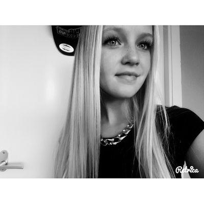 Britt van der hoorn   12 jaar 
ashram college