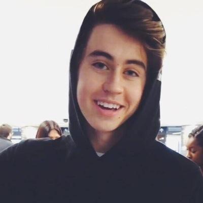 this is a free follow from @whiskeyspinosa