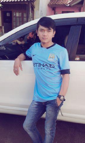 iman_ruslan's profile picture. kalau jodoh nya pasti kembali ...mau segimanapun rumit nya , selalu percaya akan semua takdir !