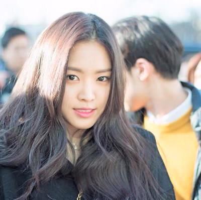 ai em gonna cheer you up mehe- :    )