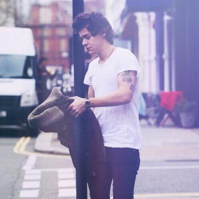 @harry_styles love you :)