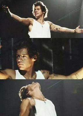 I love One Direction
I like it real and Larry jumped me ^ ^
My dream is to meet them I'm from Israel huh