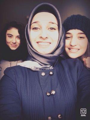 Siyah içindeki siyahim artık kayboldum.