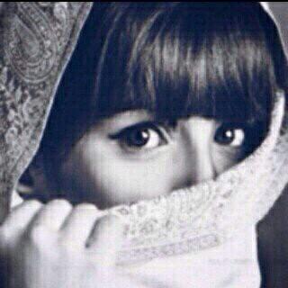 والعين بعد شوفتك
مالها ف مخاليق ربك نظر  ..♡