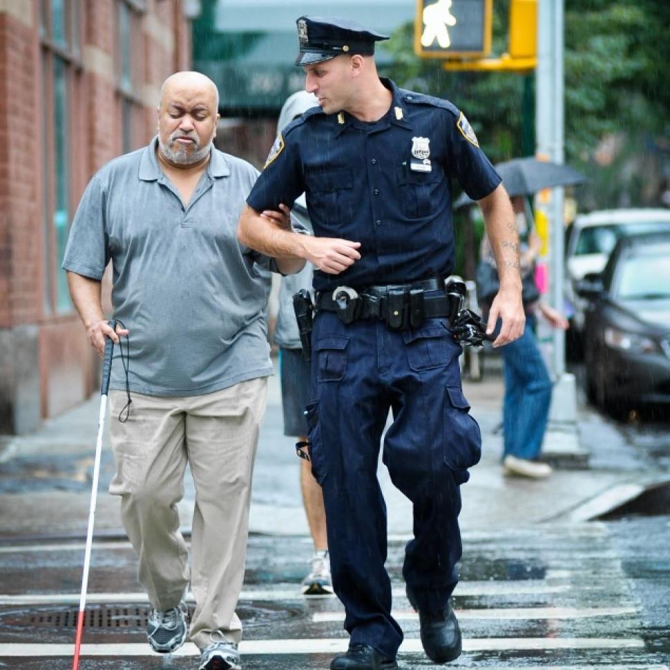 100,000 ThankYou Letters for the NYPD! 
Flood New York with Thanks; 
Counter acts of Hate:

To Participate go to: 
https://t.co/7nMyecuf52