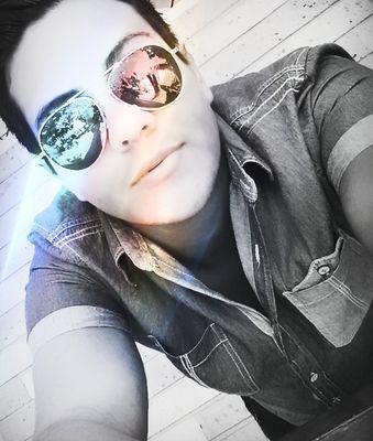 Just Me ;;) siganme los malos los buenos q sigan al chapulin colorado XD