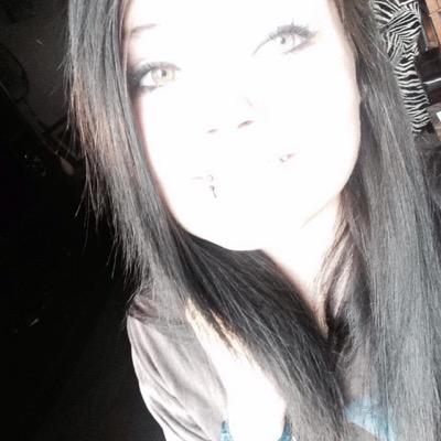 Canadian Stoner SWED 24/7 all day everyday follow me i follow back ☺️☺️