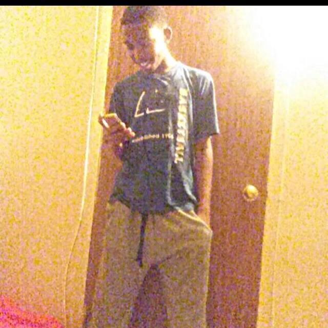 //// young comedian. //// follow me im following back