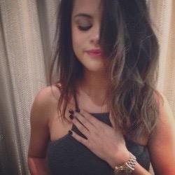 thatfakequeen's profile picture. where am i