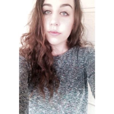 AlvesDalsin's profile picture. teenage lifeee