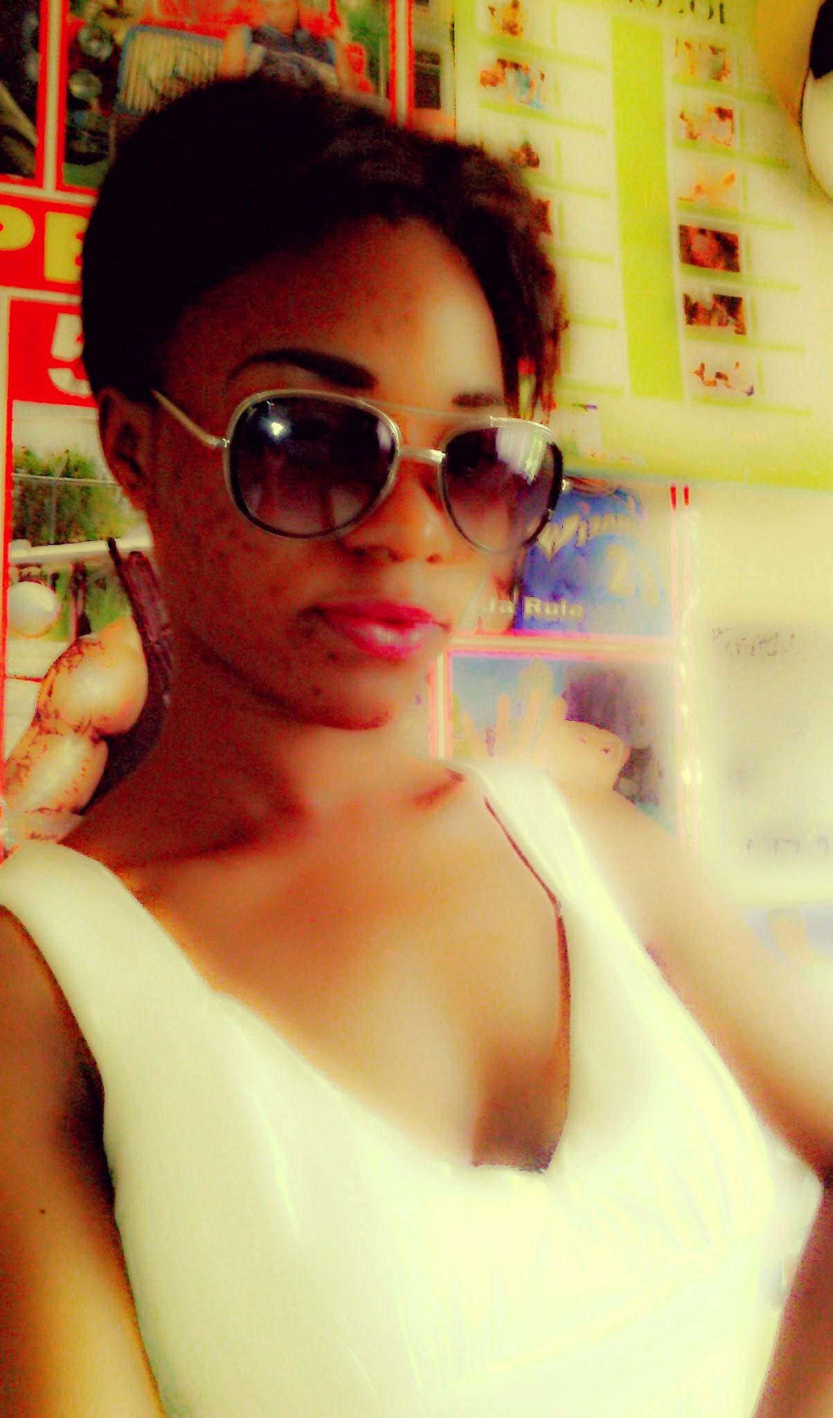 @sun4#2014,songwriter,am bit of an introvert,down to earth.Follow me and i will follow back