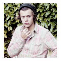 hii. please follow @bxbblylarry she follows back (: . Hope you have a wonderful day and remember to smile! XX