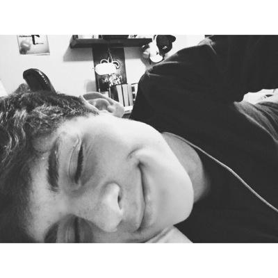 who is dillon doezot? #BUYKICKINITONITUNES https://t.co/blkubRLpBC