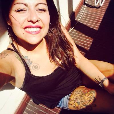 JabaCoderch's profile picture. Gastronoma de corazon mi pasion y proxima a ser diseñadora explorando todo lo que me interesa :D ...Risueña, hinchaweas, amorosa,amante de los gatos y el arte❤️